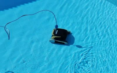 Tylko przyjemności, żadnej pracy – zalety automatycznych odkurzaczy basenowych