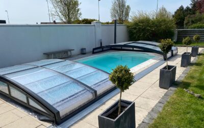 Basen całoroczny – zadaszenie ma znaczenie